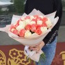 51 белая и розовая крымская роза