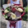 Букет с крымской розой и сухоцветами  